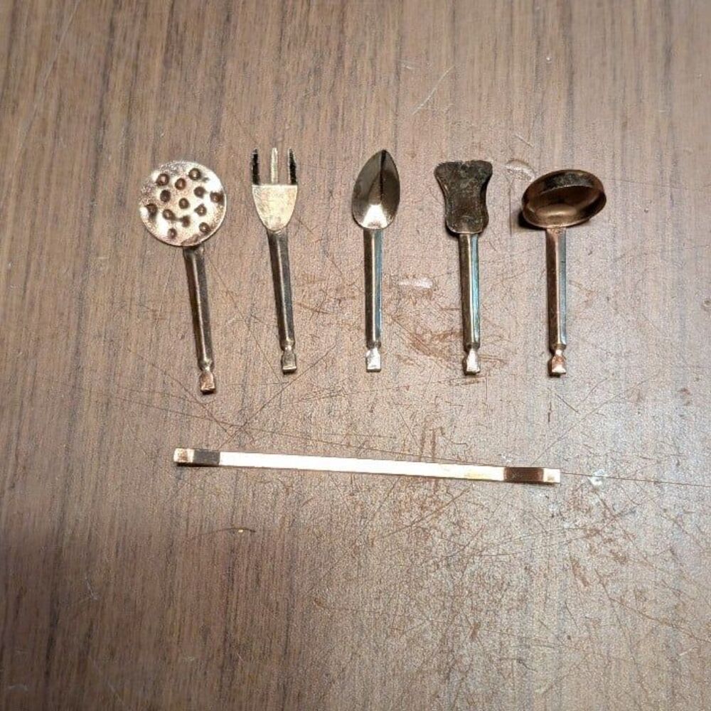 Miniature kitchen utensil set for play cooking 6 piece Bundle